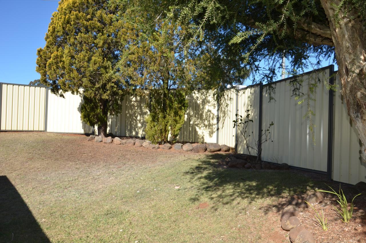 Sunray Motor Inn Toowoomba Exterior foto